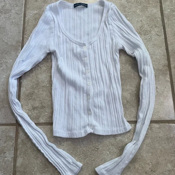 Brandy Melville top - Picture 1 of 3